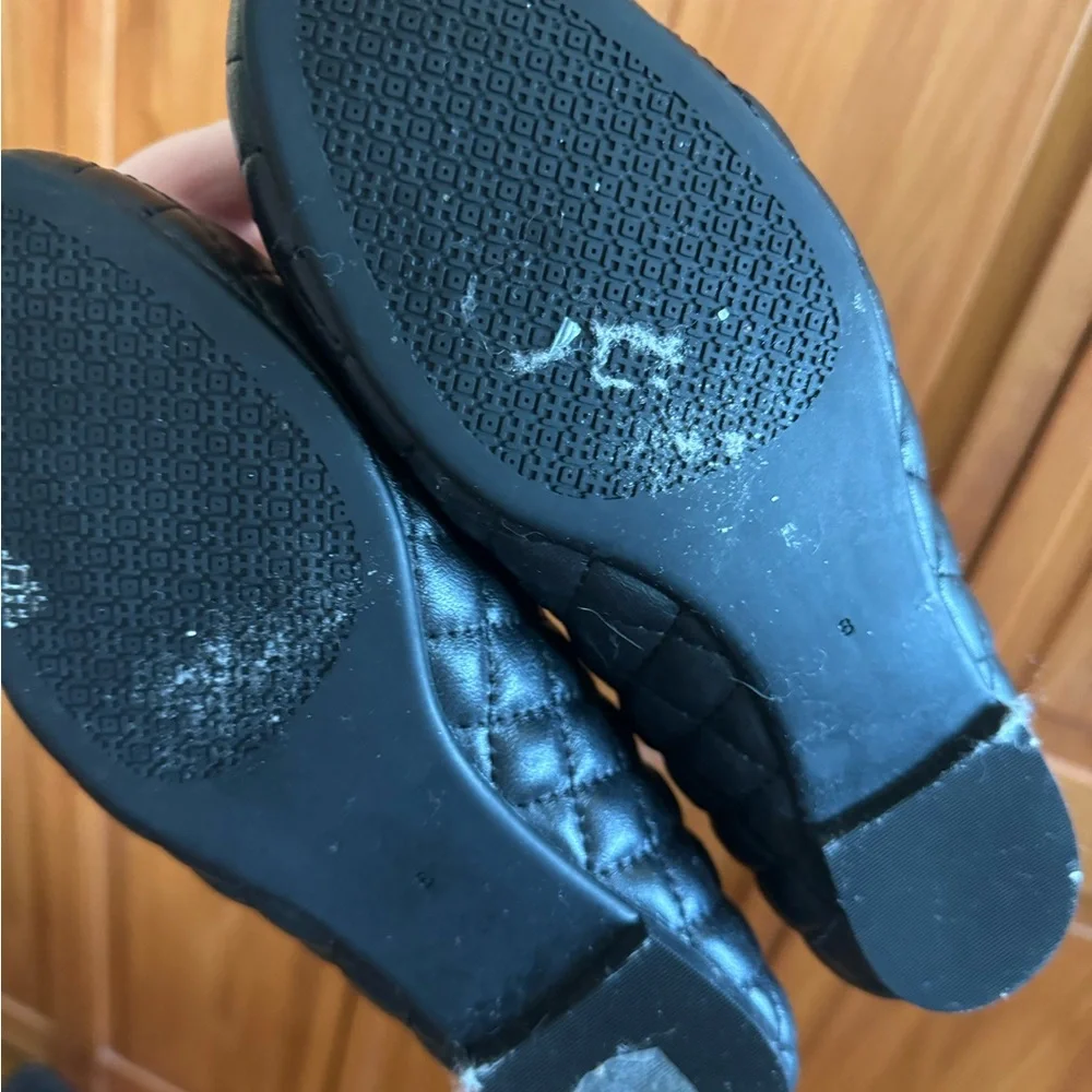 LIKE NEW TORY BURCH FLATS - Picture 7 of 9